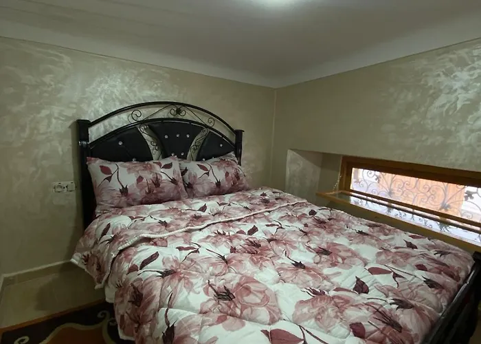 Entire Studio Close To Sale, Marina, Beach And Transportation